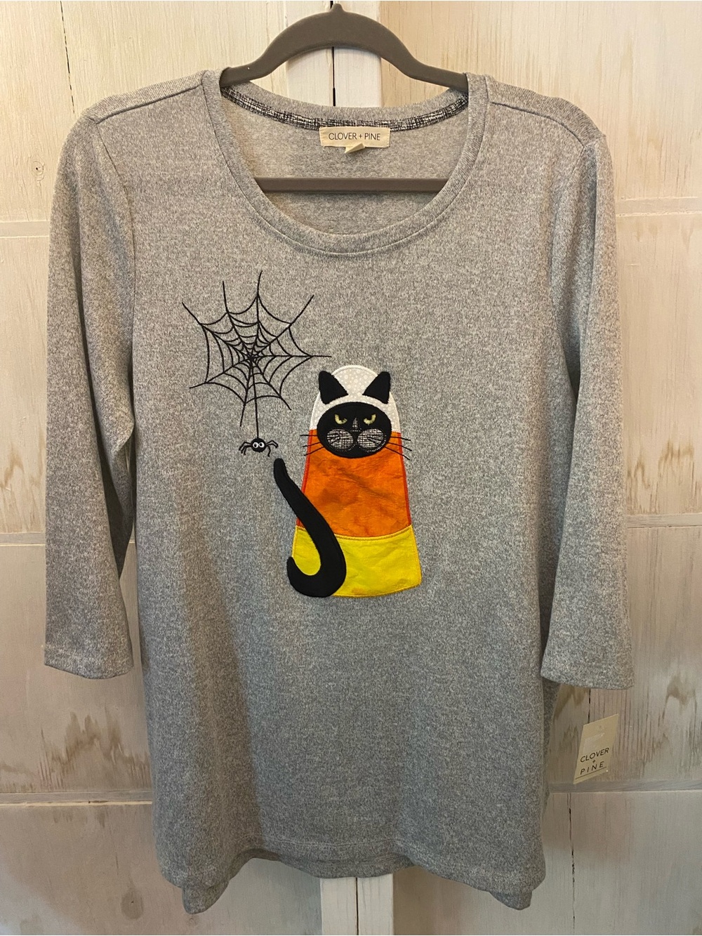 Gray Cat Graphic Pet-Themed Top with Orange & Yellow Applique Halloween Large